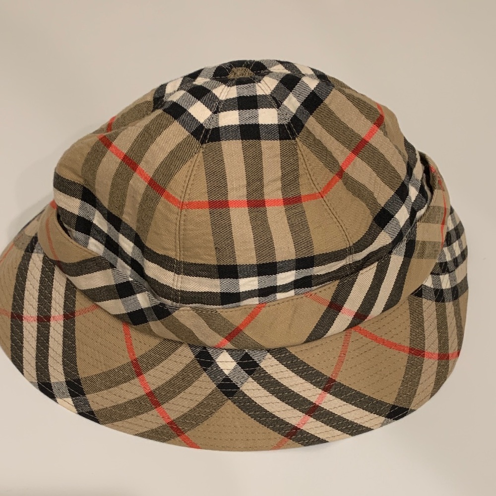 AUTHENTIC Burberry Hat